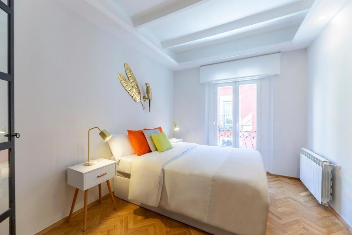 Apartamento Autentico Y Centrico Madrid Kültér fotó